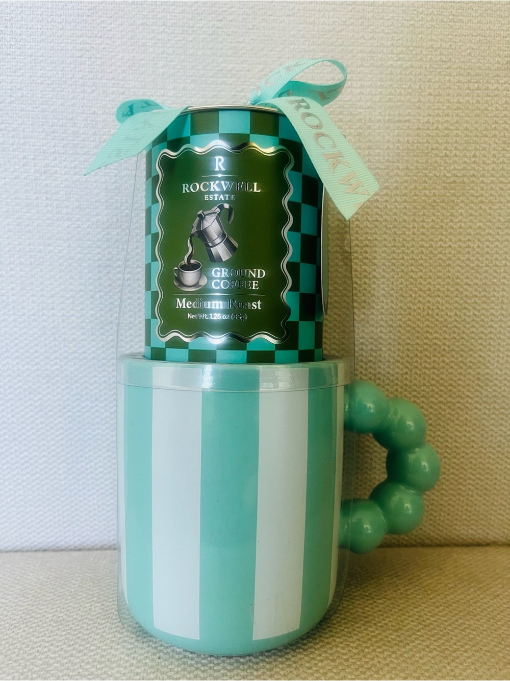 NWT Rockwell Estate coffee gift set can ground coffee and a striped mug. 💚💙💚💙